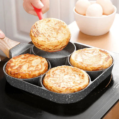 Divided frying pan with 3 moulds for eggs – compact breakfast cooking pan
