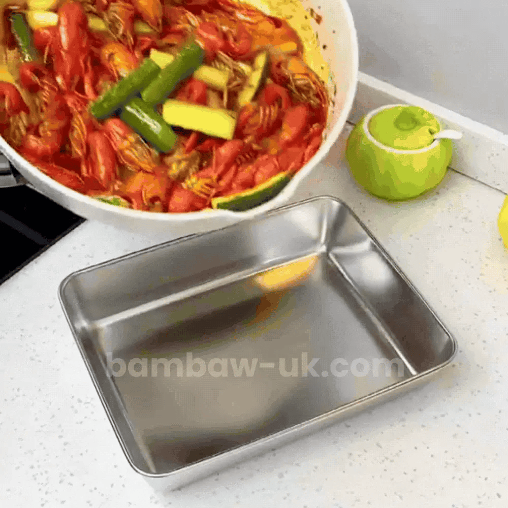 BamBaw SF4 PRO steel food storage set stacked on kitchen worktop